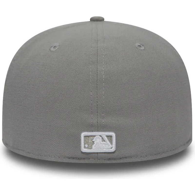 plana-59fifty-essential-new-york-yankees-mlb-new-era