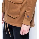 sudadera-con-capucha-marron-pullover-hoody-premium-classics-new-era