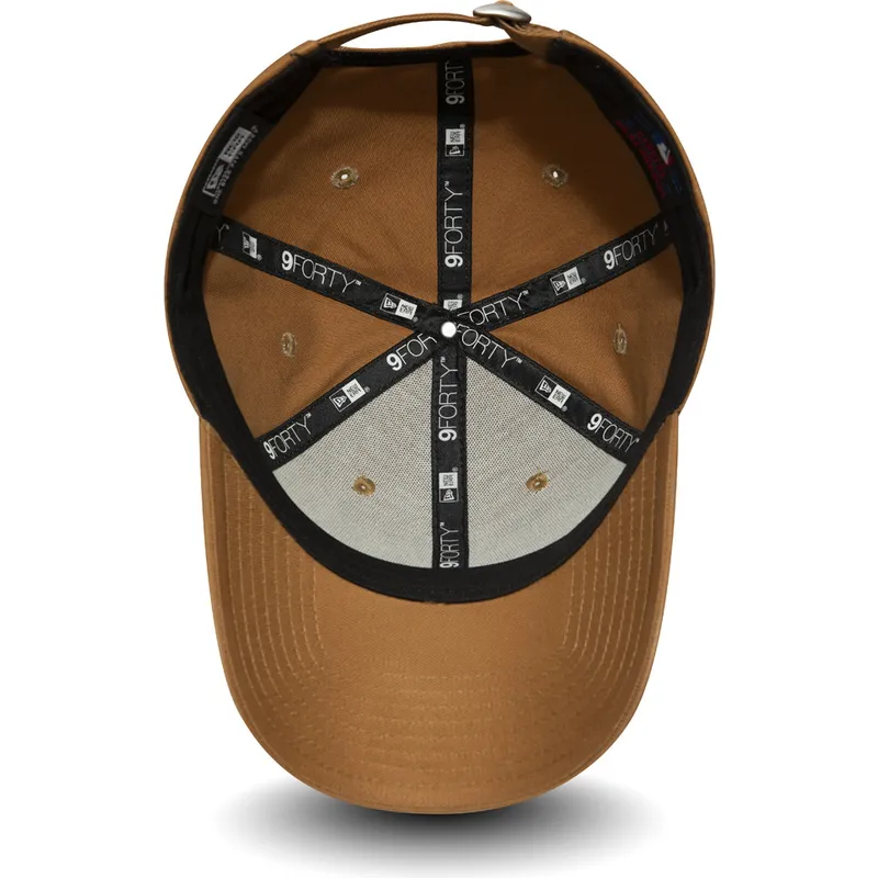 curva-claro-9forty-essential-new-york-yankees-mlb-new-era