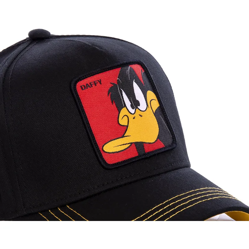 curva-snapback-looney-tunes-capslab