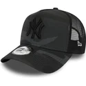 curva-snapback-negro-essential-camo-a-frame-new-york-yankees-mlb-new-era