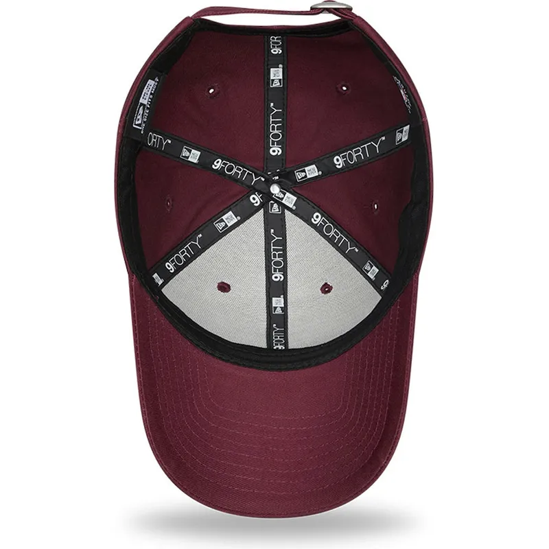 curva-granate-9forty-league-essential-new-york-yankees-mlb-new-era