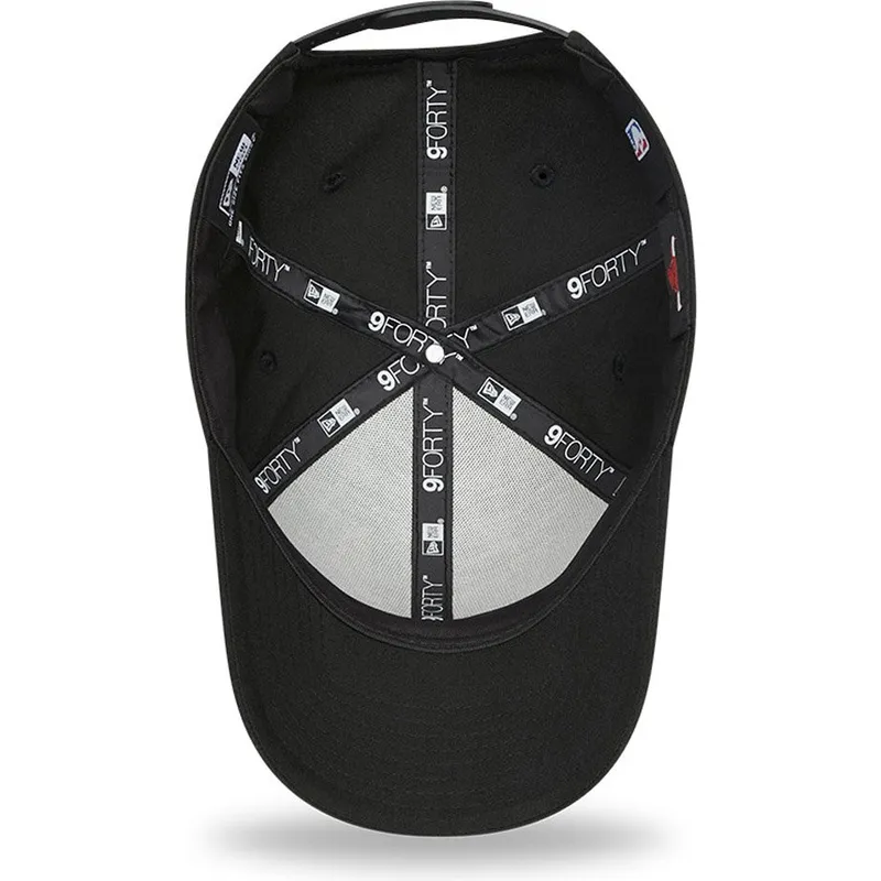 curva-snapback-9forty-black-and-gold-chicago-bulls-nba-new-era curva-snapback-9forty-black-and-gold-chicago-bulls-nba-new-era