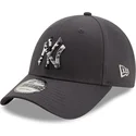 curva-9forty-camo-infill-new-york-yankees-mlb-new-era