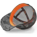 curva-snapback-von-dutch