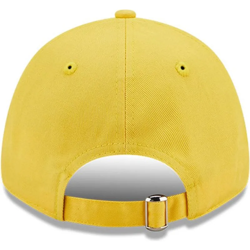 curva-9forty-essential-vespa-piaggio-new-era