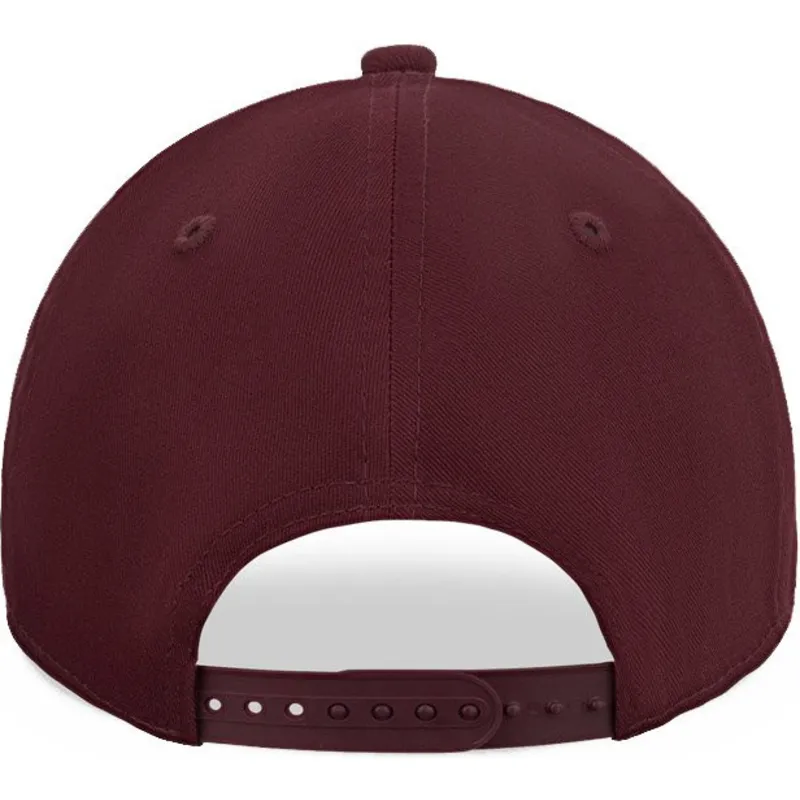 curva-snapback-granate-granate-9forty-league-essential-new-york-yankees-mlb-new-era curva-snapback-granate-granate-9forty-league-essential-new-york-yankees-mlb-new-era