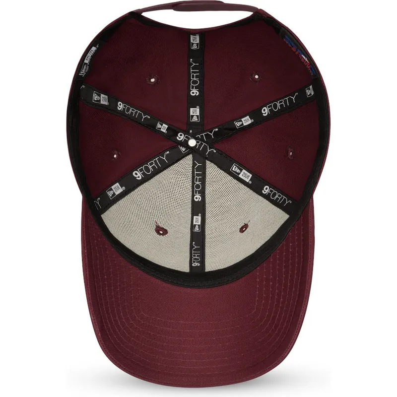 curva-snapback-granate-granate-9forty-league-essential-new-york-yankees-mlb-new-era curva-snapback-granate-granate-9forty-league-essential-new-york-yankees-mlb-new-era