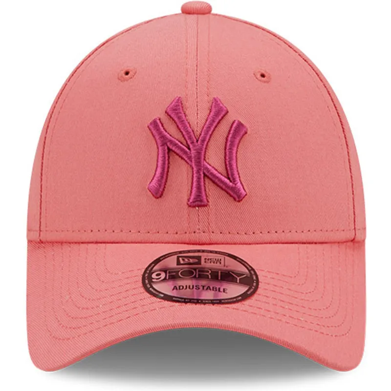 curva-9forty-league-essential-new-york-yankees-mlb-new-era