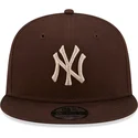 plana-snapback-9fifty-league-essential-new-york-yankees-mlb-new-era