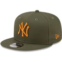 plana-snapback-9fifty-league-essential-new-york-yankees-mlb-new-era