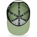 plana-snapback-negro-9fifty-league-essential-new-york-yankees-mlb-new-era