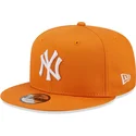 plana-snapback-9fifty-league-essential-new-york-yankees-mlb-new-era