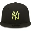 plana-snapback-9fifty-league-essential-new-york-yankees-mlb-new-era