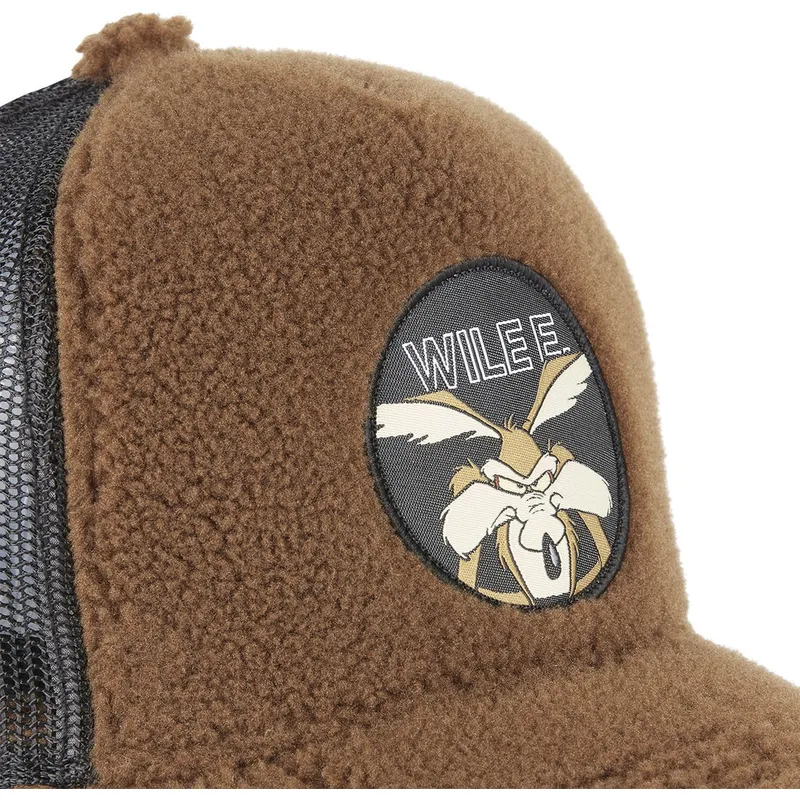 curva-snapback-looney-tunes-capslab