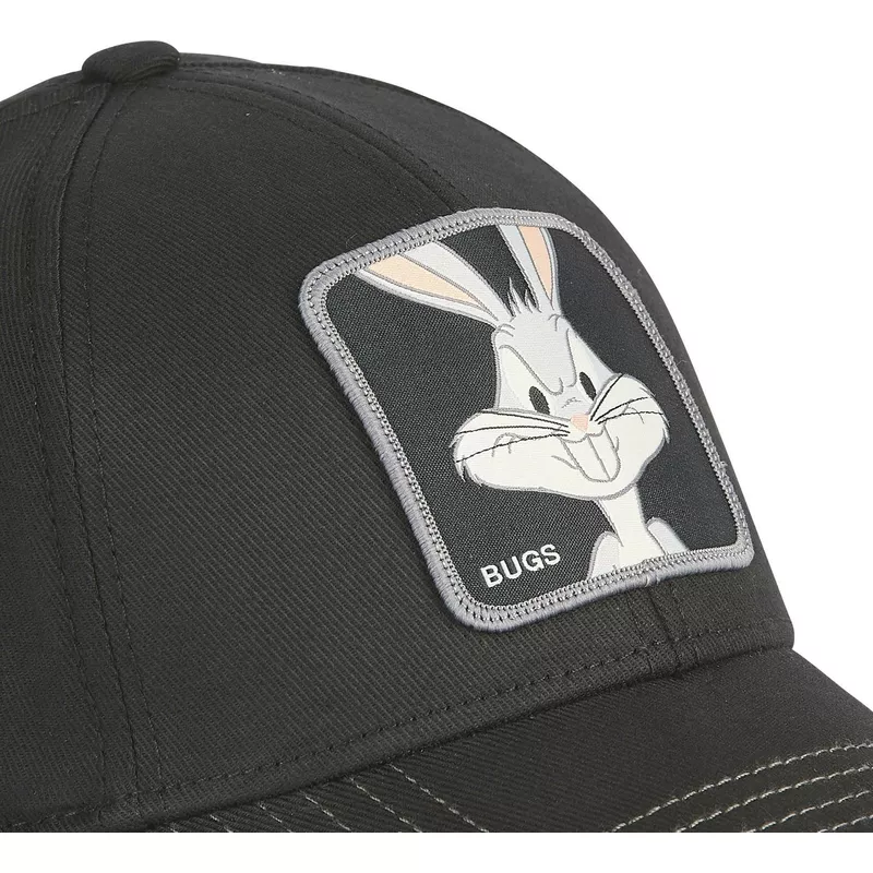 capslab-curved-brim-bugs-bunny-bu5-looney-tunes-black-snapback-cap