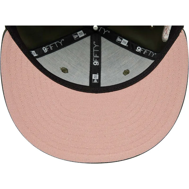 plana-snapback-rosa-9fifty-side-patch-chicago-white-sox-mlb-new-era