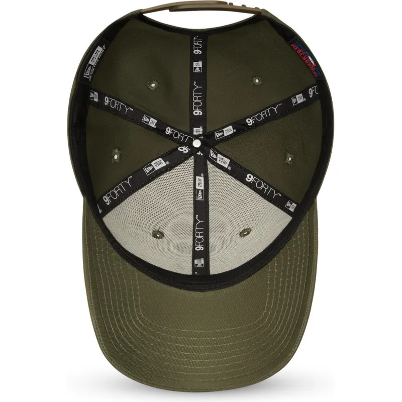 curva-snapback-9forty-league-essential-new-york-yankees-mlb-new-era