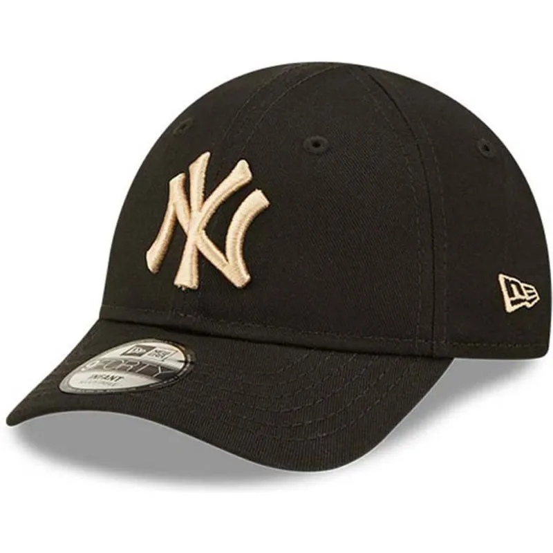 curva-pequeno-9forty-league-essential-new-york-yankees-mlb-new-era curva-pequeno-9forty-league-essential-new-york-yankees-mlb-new-era
