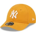 curva-pequeno-9forty-league-essential-new-york-yankees-mlb-new-era