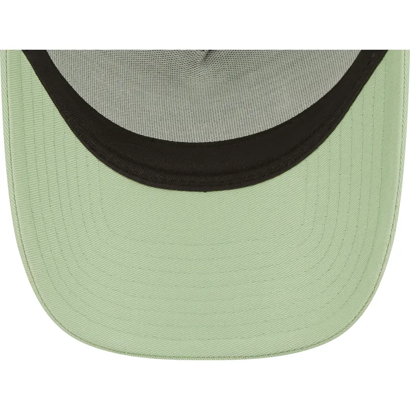 curva-snapback-claro-a-frame-tonal-mesh-new-york-yankees-mlb-new-era curva-snapback-claro-a-frame-tonal-mesh-new-york-yankees-mlb-new-era