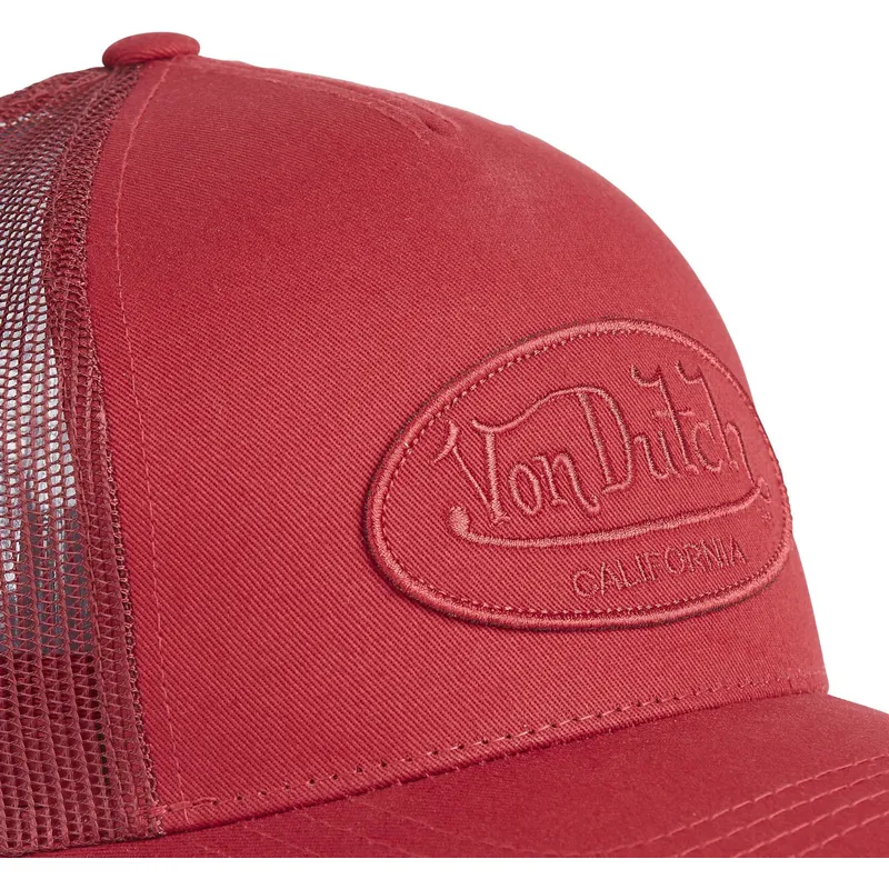 curva-snapback-von-dutch