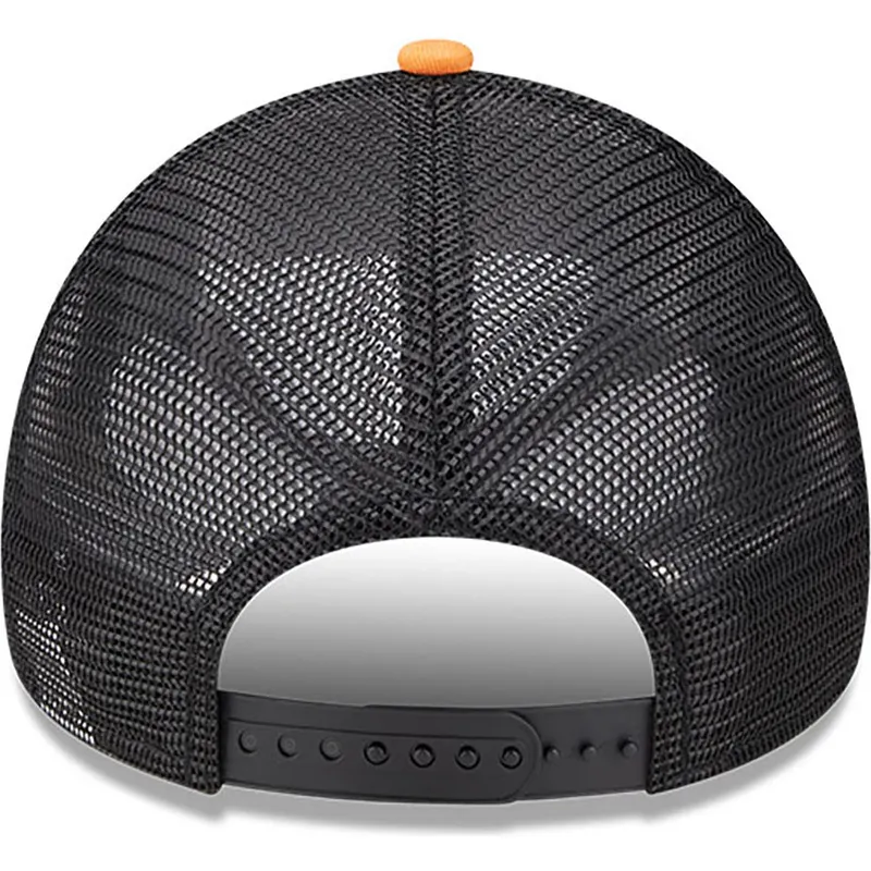 curva-snapback-a-frame-mclaren-racing-formula-1-new-era