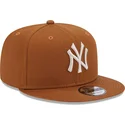 plana-snapback-9fifty-league-essential-new-york-yankees-mlb-new-era