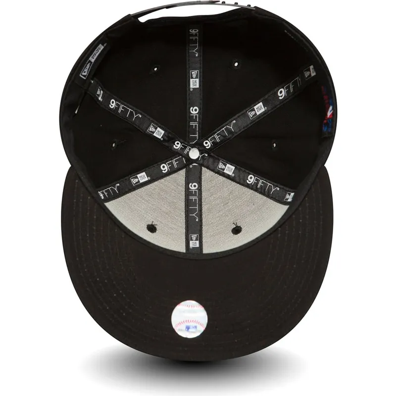 snapback-9fifty-black-on-black-new-york-yankees-mlb-new-era snapback-9fifty-black-on-black-new-york-yankees-mlb-new-era
