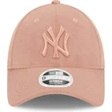 curva-9forty-velour-new-york-yankees-mlb-new-era