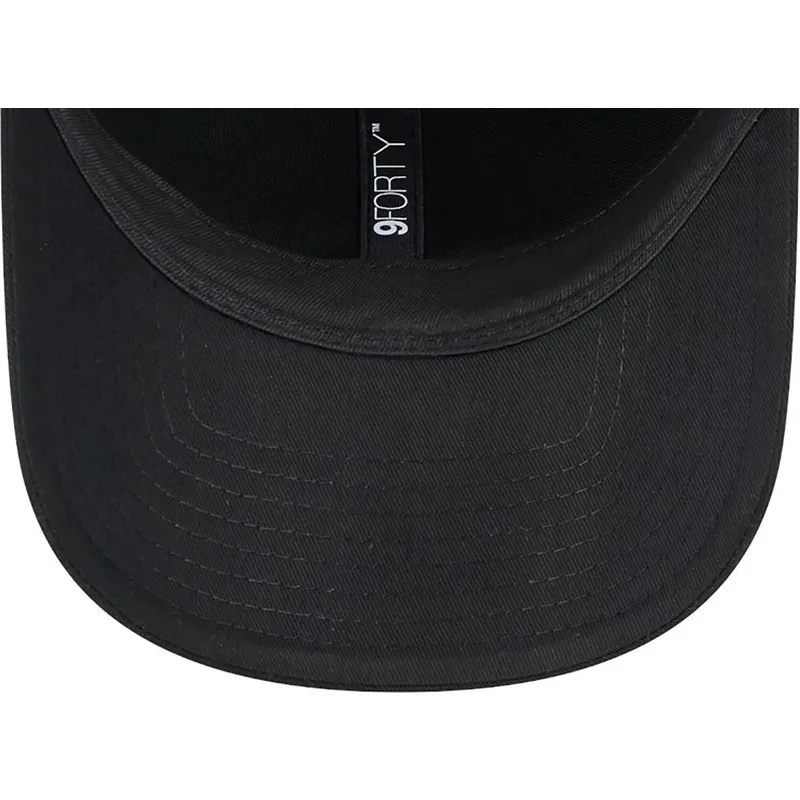 curva-9forty-pin-new-york-yankees-mlb-new-era