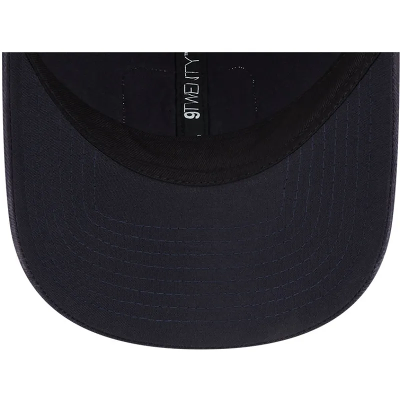 curva-snapback-9twenty-stripe-new-york-yankees-mlb-new-era