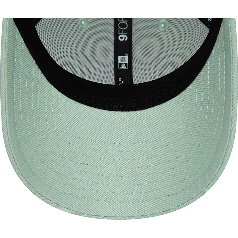 snapback-9forty-seasonal-red-bull-racing-formula-1-new-era