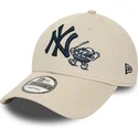 curva-9forty-food-character-new-york-yankees-mlb-new-era