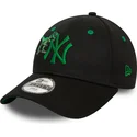curva-9forty-graphic-dinosaurio-new-york-yankees-mlb-new-era