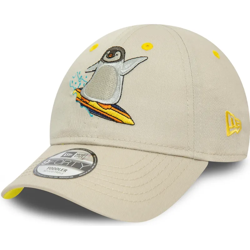 curva-9forty-character-pinguino-new-era