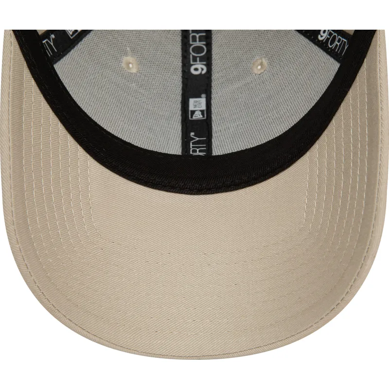 curva-9forty-league-essential-new-york-yankees-mlb-new-era