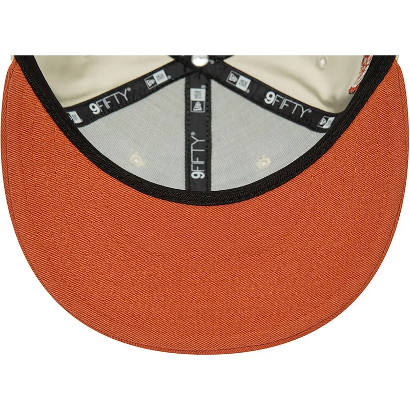 plana-snapback-marron-9fifty-patch-new-york-yankees-mlb-new-era