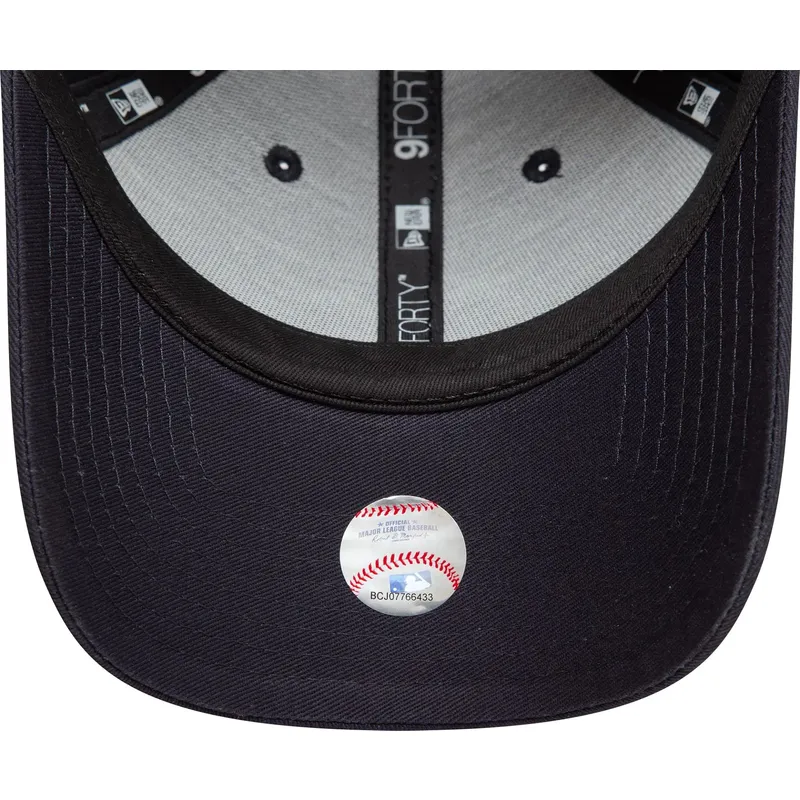 9forty-side-patch-new-york-yankees-mlb-new-era 9forty-side-patch-new-york-yankees-mlb-new-era