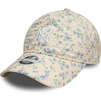 Καπέλα καμπύλη μπεζ ρυθμιζόμενη ταινία 9TWENTY Floral Quilt από New York Yankees MLB από New Era