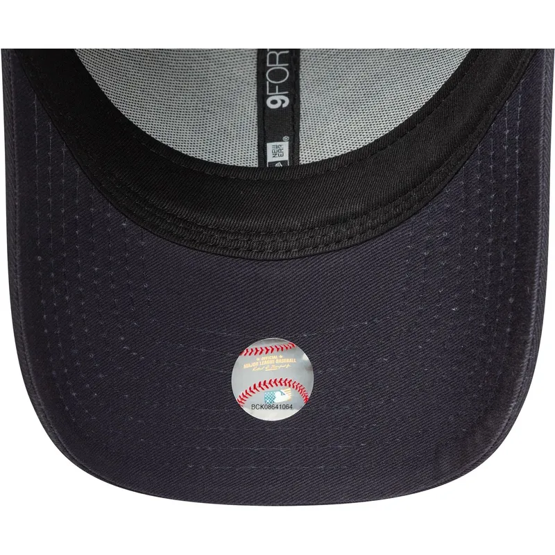 9forty-team-outline-new-york-yankees-mlb-new-era
