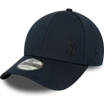 New Era Curved Brim Blue Logo 9FORTY Flawless Mesh New York Yankees MLB Navy Blue Snapback Cap