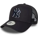 trucker-logo-a-frame-outline-new-york-yankees-mlb-new-era