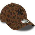 new-era-curved-brim-women-9forty-leopard-cord-new-york-yankees-mlb-leopard-adjustable-cap
