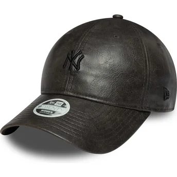 New Era Curved Brim Women Black Logo 9TWENTY Tonal New York Yankees MLB Black Adjustable Cap