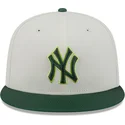new-era-flat-brim-59fifty-clr-dvlp-new-york-yankees-mlb-beige-and-green-fitted-cap