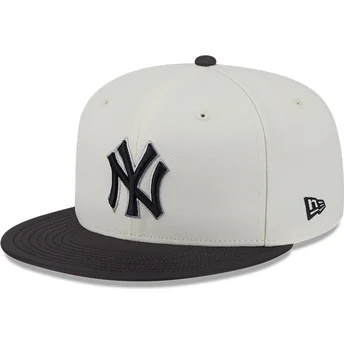 New Era Flat Brim 59FIFTY CLR DVLP New York Yankees MLB Beige and Black Fitted Cap