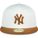 new-era-flat-brim-59fifty-chrome-toast-side-patch-new-york-yankees-mlb-white-and-brown-fitted-cap
