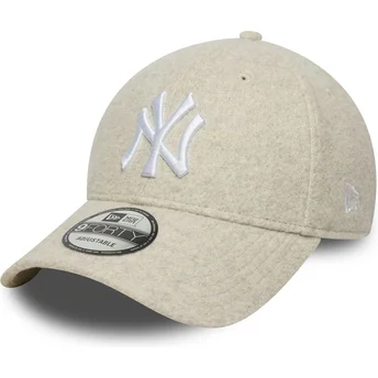 New Era Curved Brim 9FORTY Melton Wool New York Yankees MLB Beige Snapback Cap