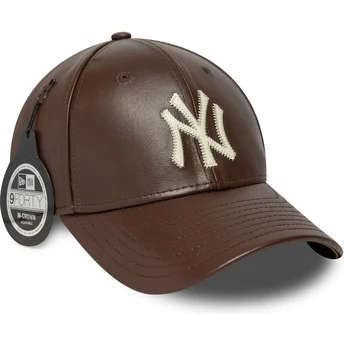 New Era Curved Brim 9FORTY M-Crown Img Leather New York Yankees MLB Brown Adjustable Cap